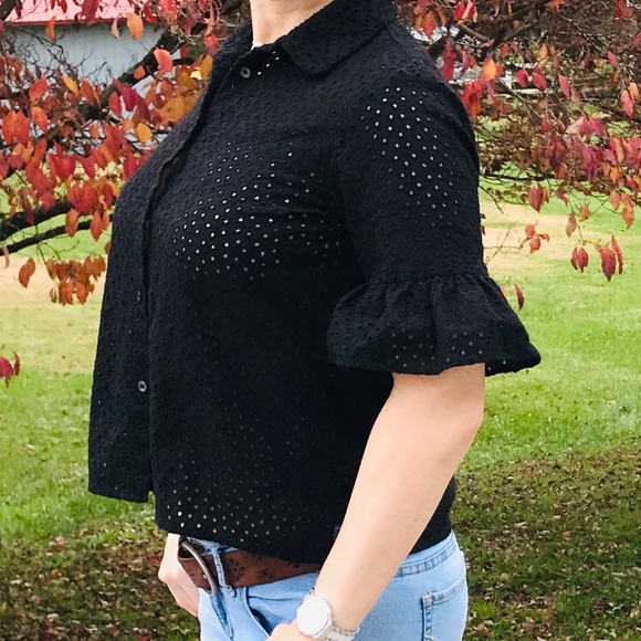 💙Madewell black eyelet bell sleeve shirt top XS💙 - Picture 4 of 12